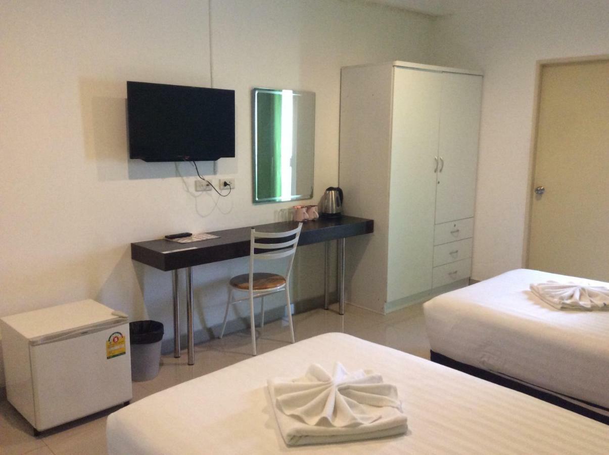 2Bedtel Hotel Bangkok Exterior photo